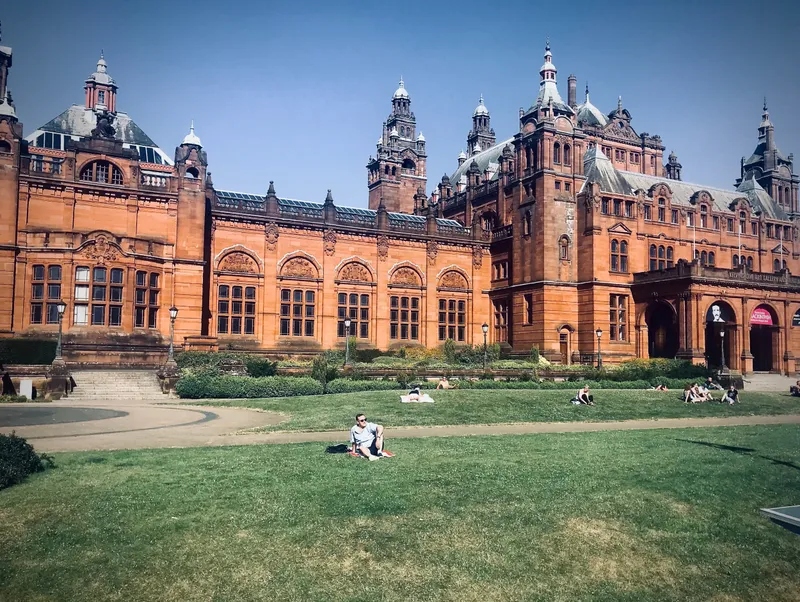 Glasgow in June, photograph 65 of 85