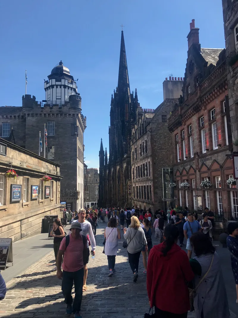 Edinburgh For A While, photograph 29 of 92