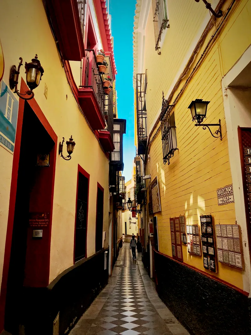 Sevilla, photograph 15 of 77