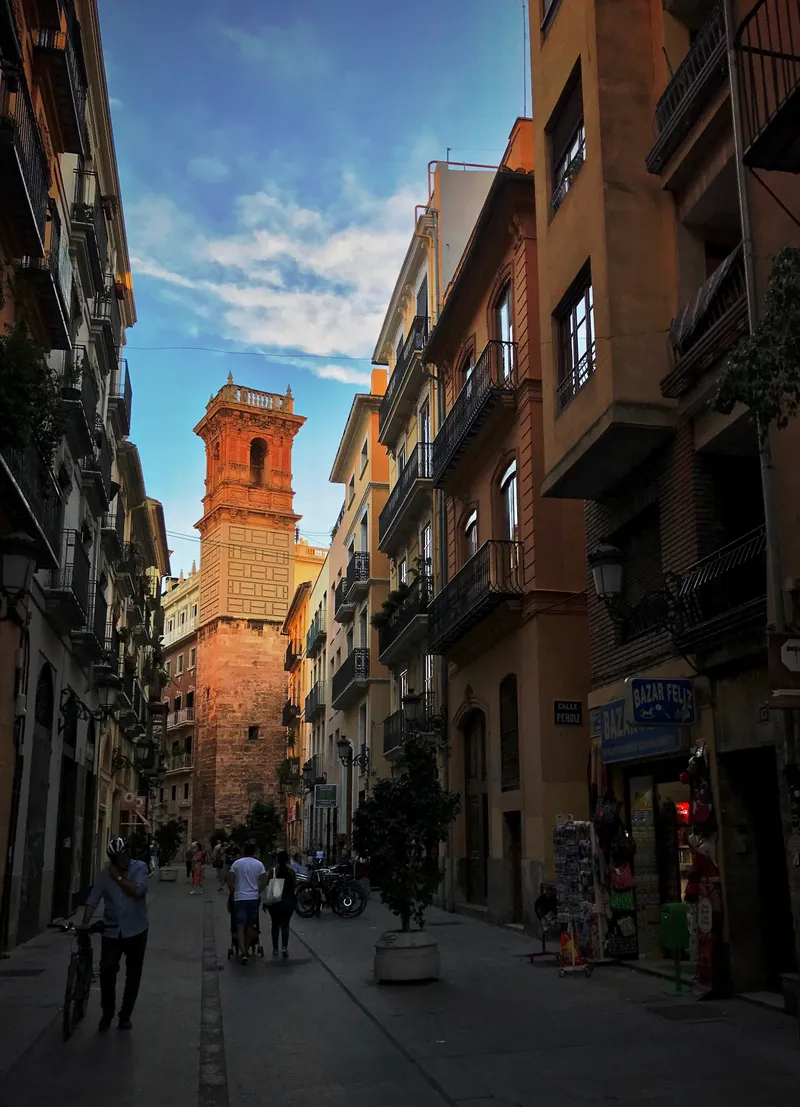 Valencia, photograph 7 of 41