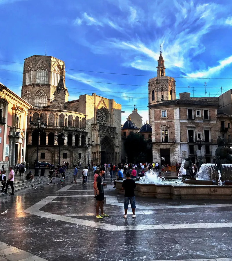 Valencia, photograph 6 of 41