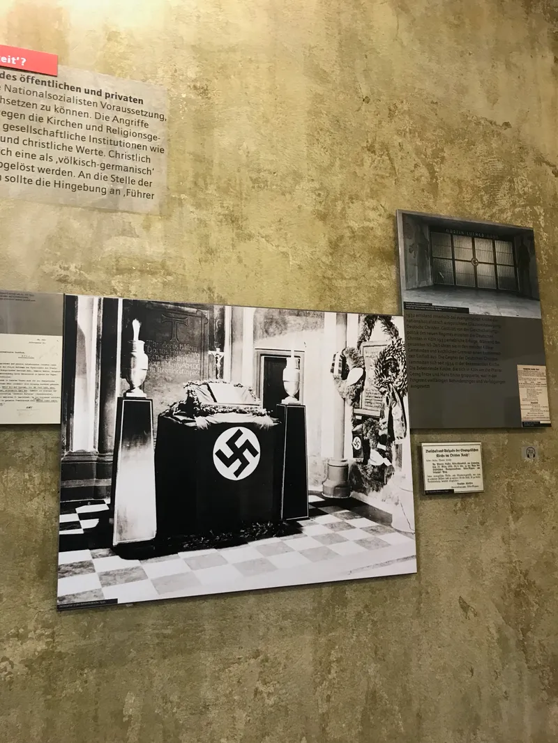 Cologne, photograph 27 of 51